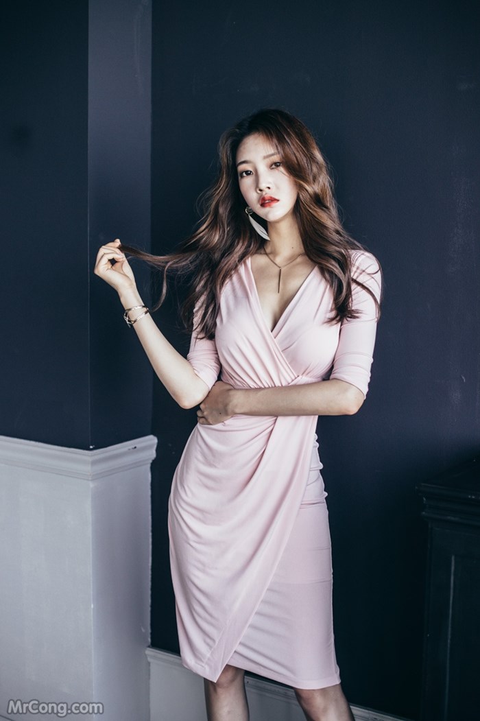 Beautiful Park Jung Yoon in the October 2016 fashion photo shoot (723 photos) photo 11-13