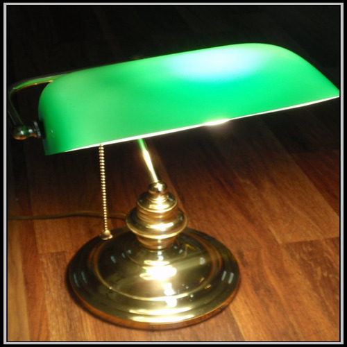 Old Fashioned Green Desk Lamp What Is It?