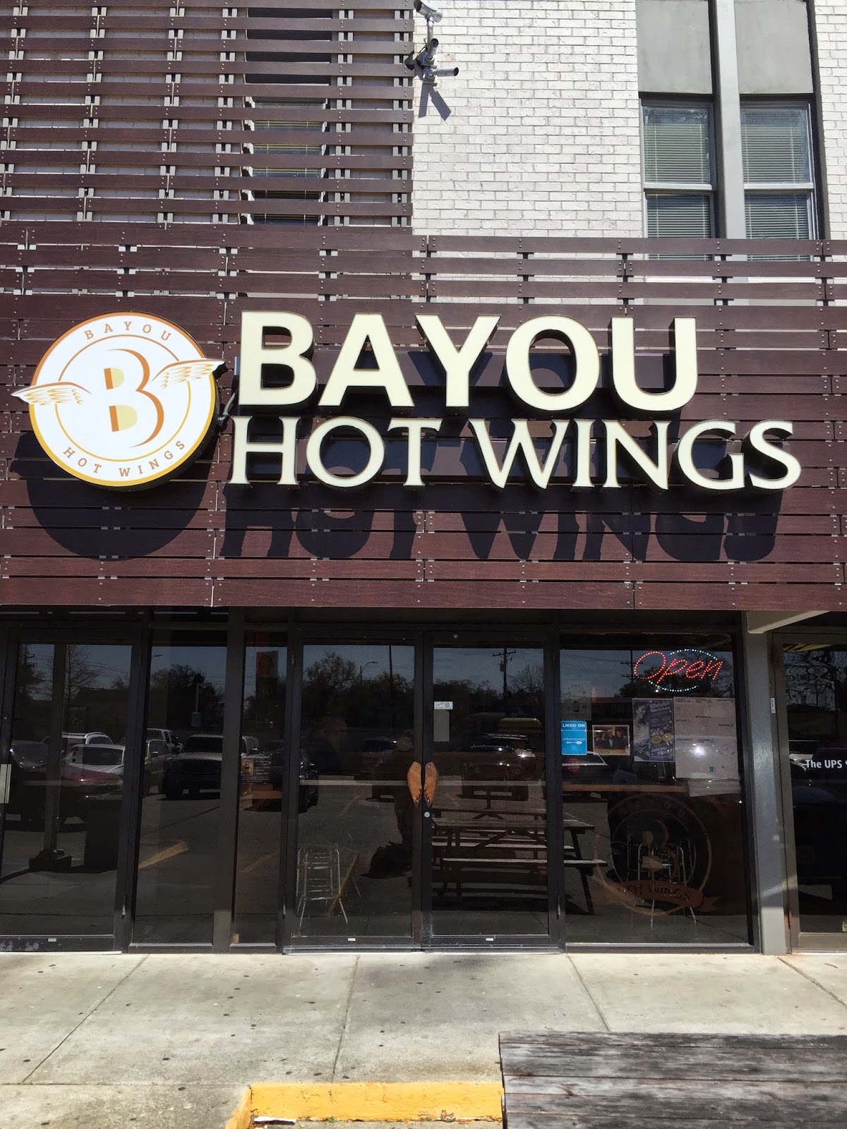 Chicago's Wingman Bayou Hot Wings New Orleans, Louisiana