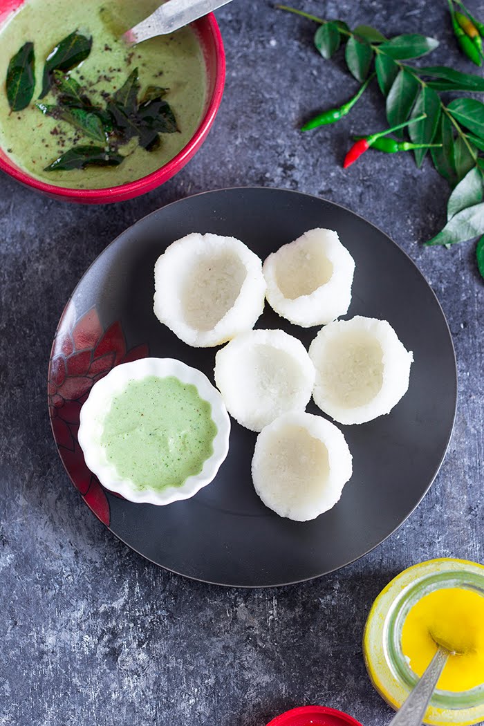 Steamed cups made from rice semolina