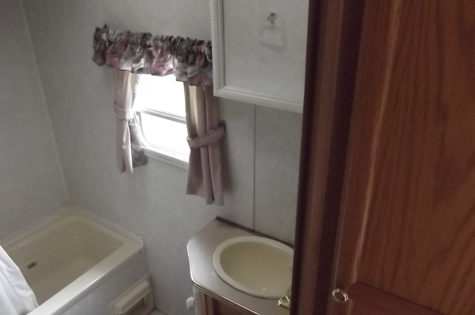 aspen motorcycle camper