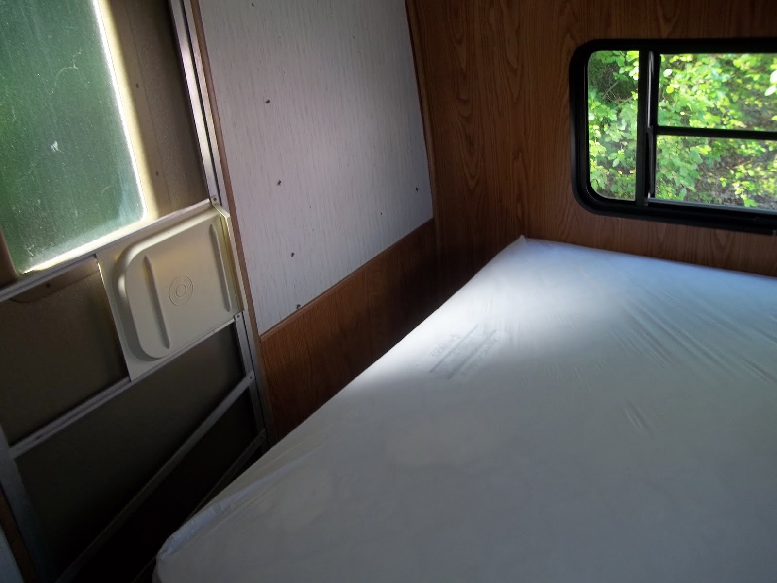 Our Life RV FullTimers Photos of rear bedroom before we started