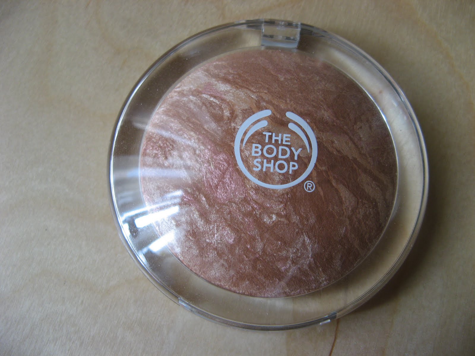 Body Shop Mania BakedtoLast Bronzer 02 Warm Glow