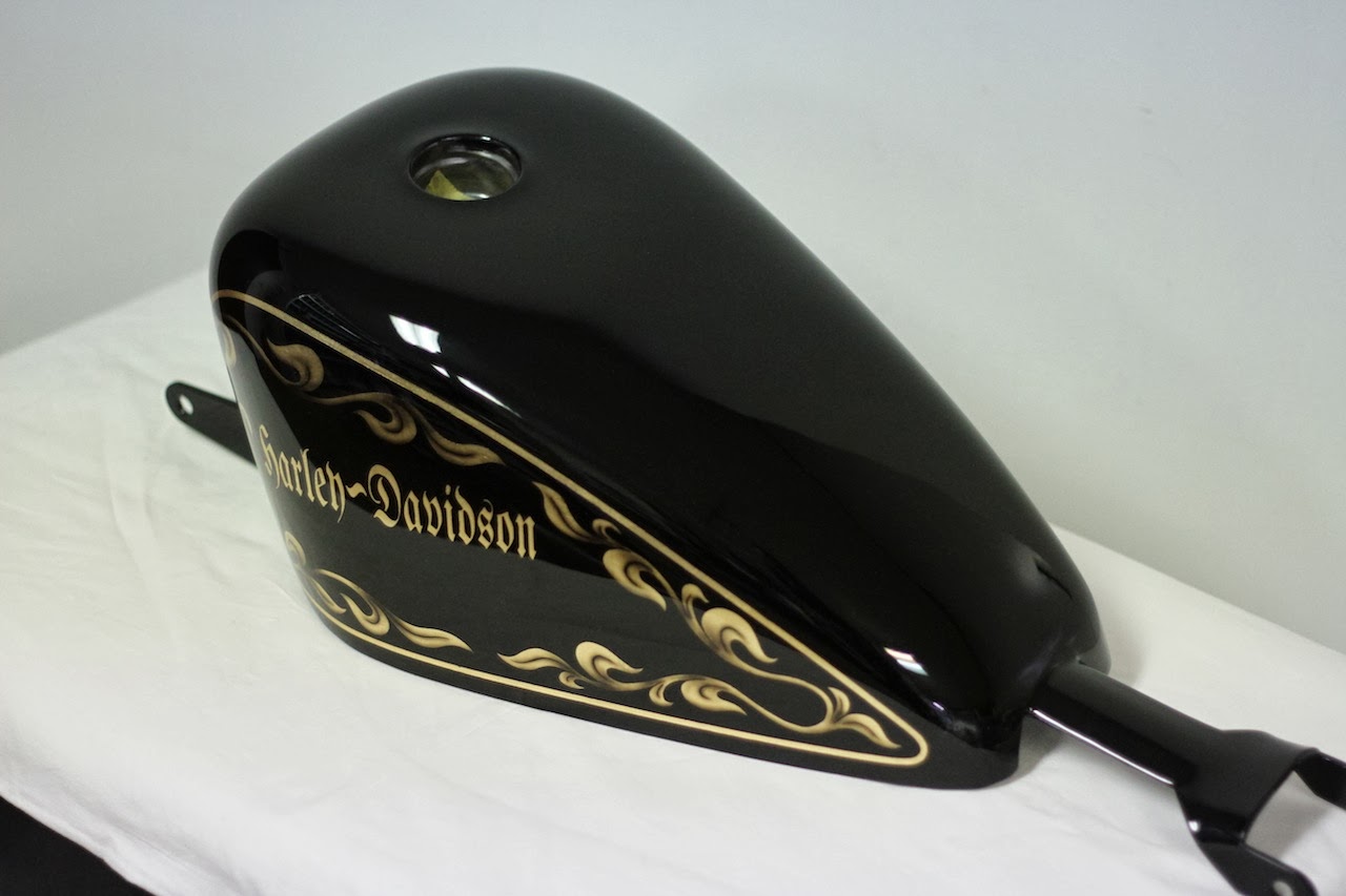 クリスマスローズ スポーツスタータンク カスタムペイント ハーレー