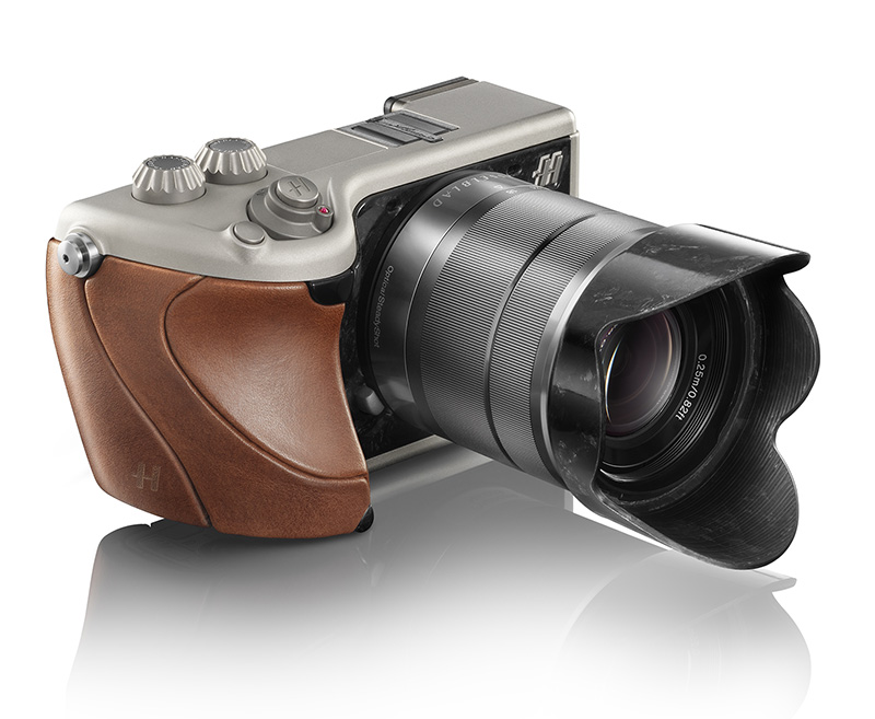 hasselblad lunar leather