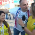 Torcedor sérvio tentar beijar repórter da CBF TV, na Rússia