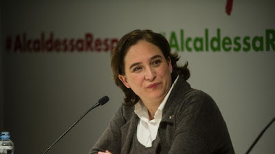 Ada Colau margina el castellano en sus contrataciones públicas ada colau, colau, barcelona, contrataciones, castellano