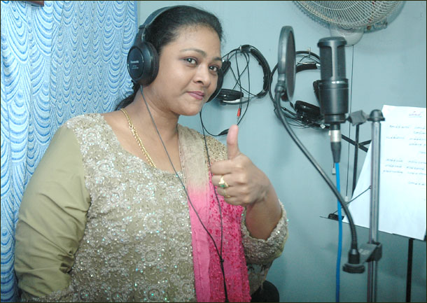 shakila_singer_610.jpg