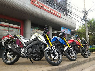 Yamaha MT-15. Foto : Otoasia. Yamaha MT-15. Foto : Otoasia.
