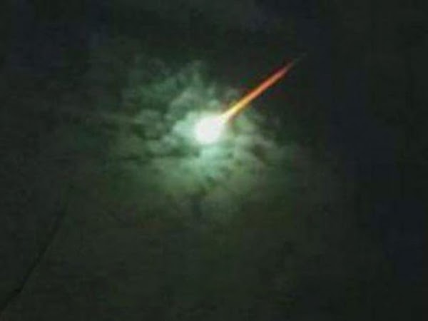vídeo meteorito que causa pánico en Pinamar, Argentina vídeo meteorito que causa pánico en Pinamar, Argentina