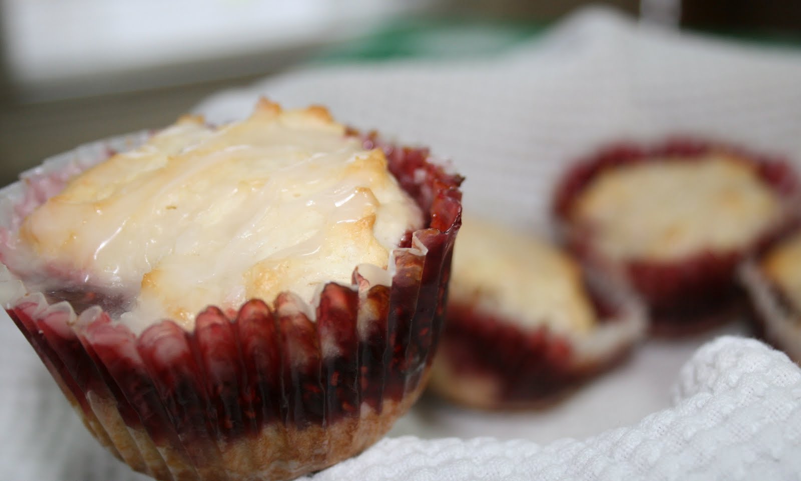 Schaeffer Girls' Grub Sweet Raspberry Biscuits