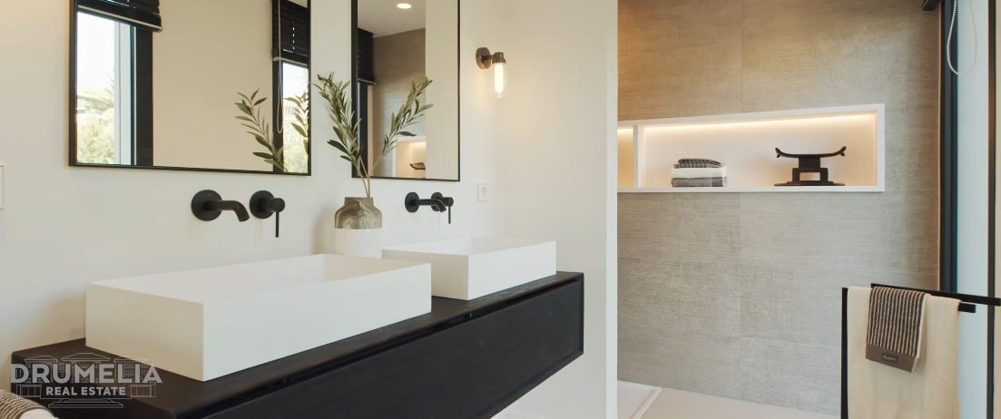 28 Interior Design Photos vs. El Rosario, Marbella East Luxury Villa Tour
