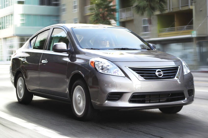 2012 Nissan Versa continues to outpace competition in December sub