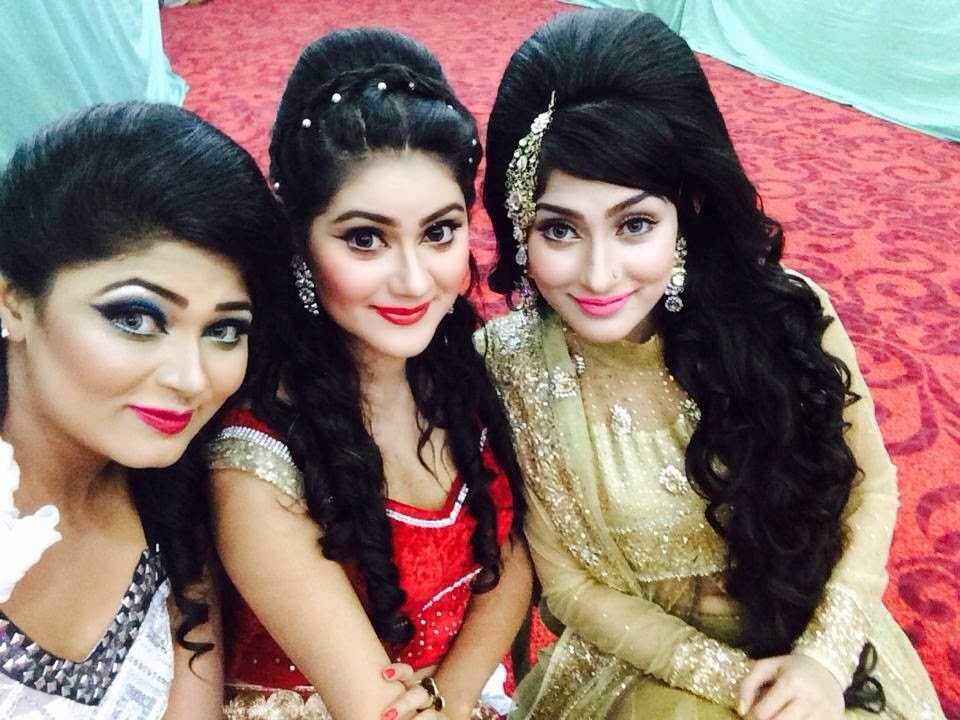 This blog is just about model,acrtess,fun picture and ...