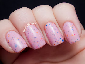 Chalkboard Nails: Starrily Strawberry Donut