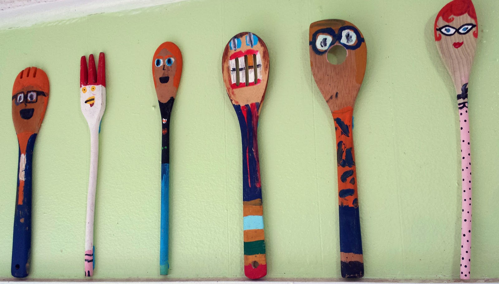 Hello, ReFabulous! Thrifty Thursday spoon art painting project