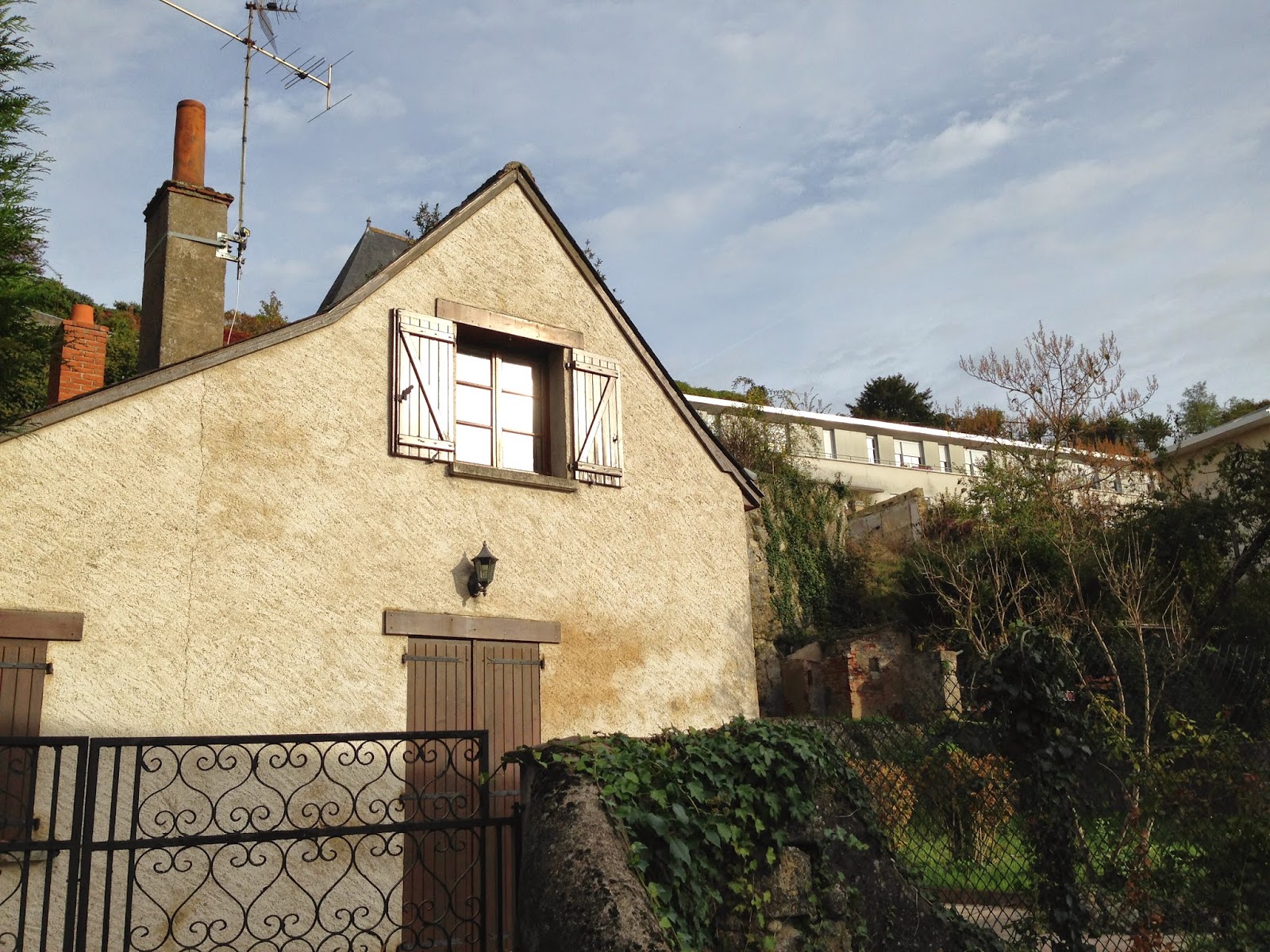Francis Cabrel La Cabane Au Fond Du Jardin Vouvray Inside: La "cabane au fond du jardin" de Vouvray
