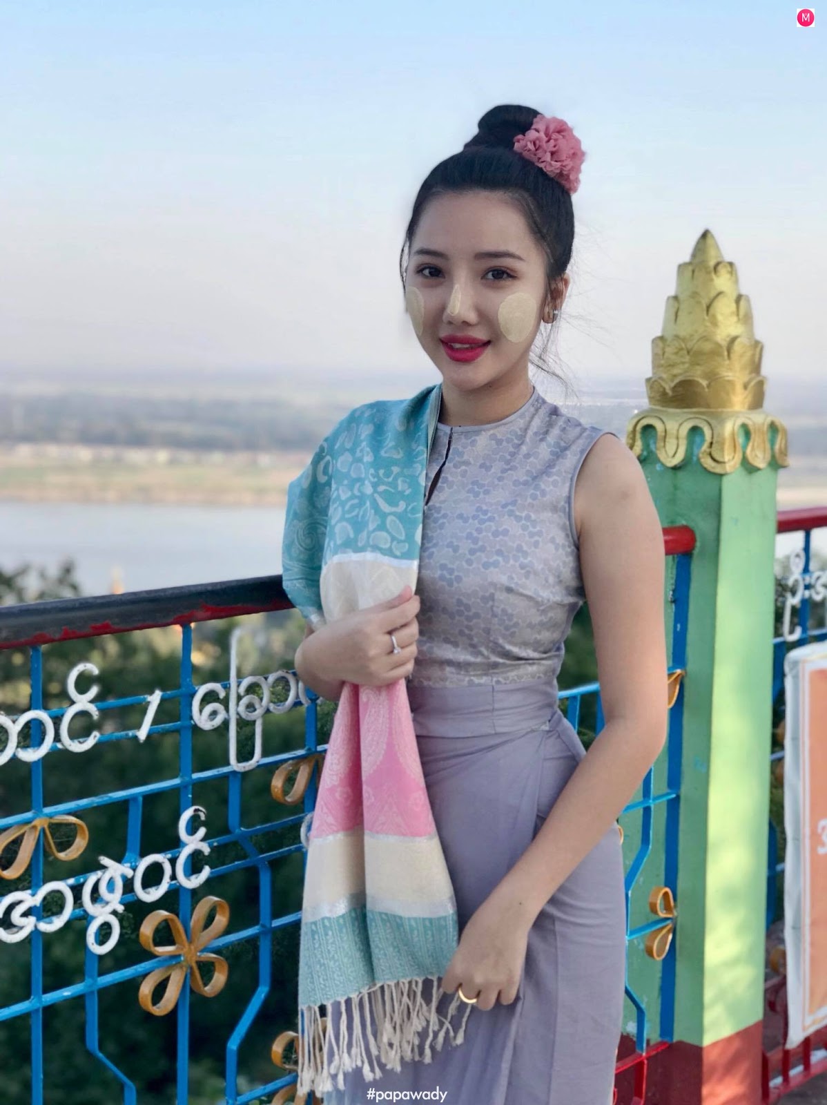 Su Eaint San In Sagaing - Beautiful Myanmar Outfit 