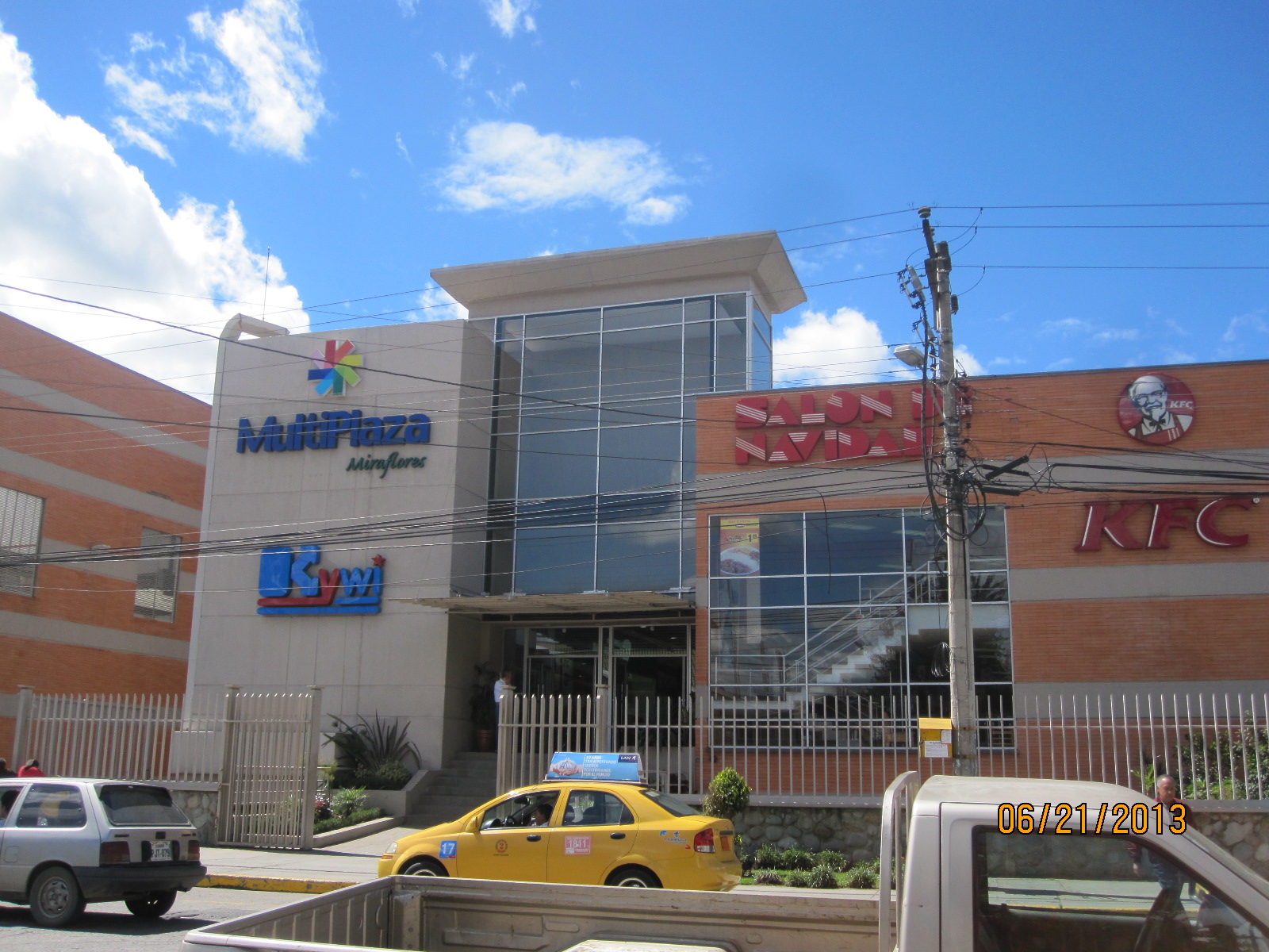 Discover Cuenca Ecuador and Beyond! Cuenca Supermaxi Shopping for Soy