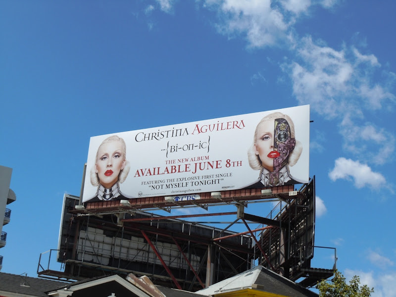 Christina Aguilera Bionic album billboard