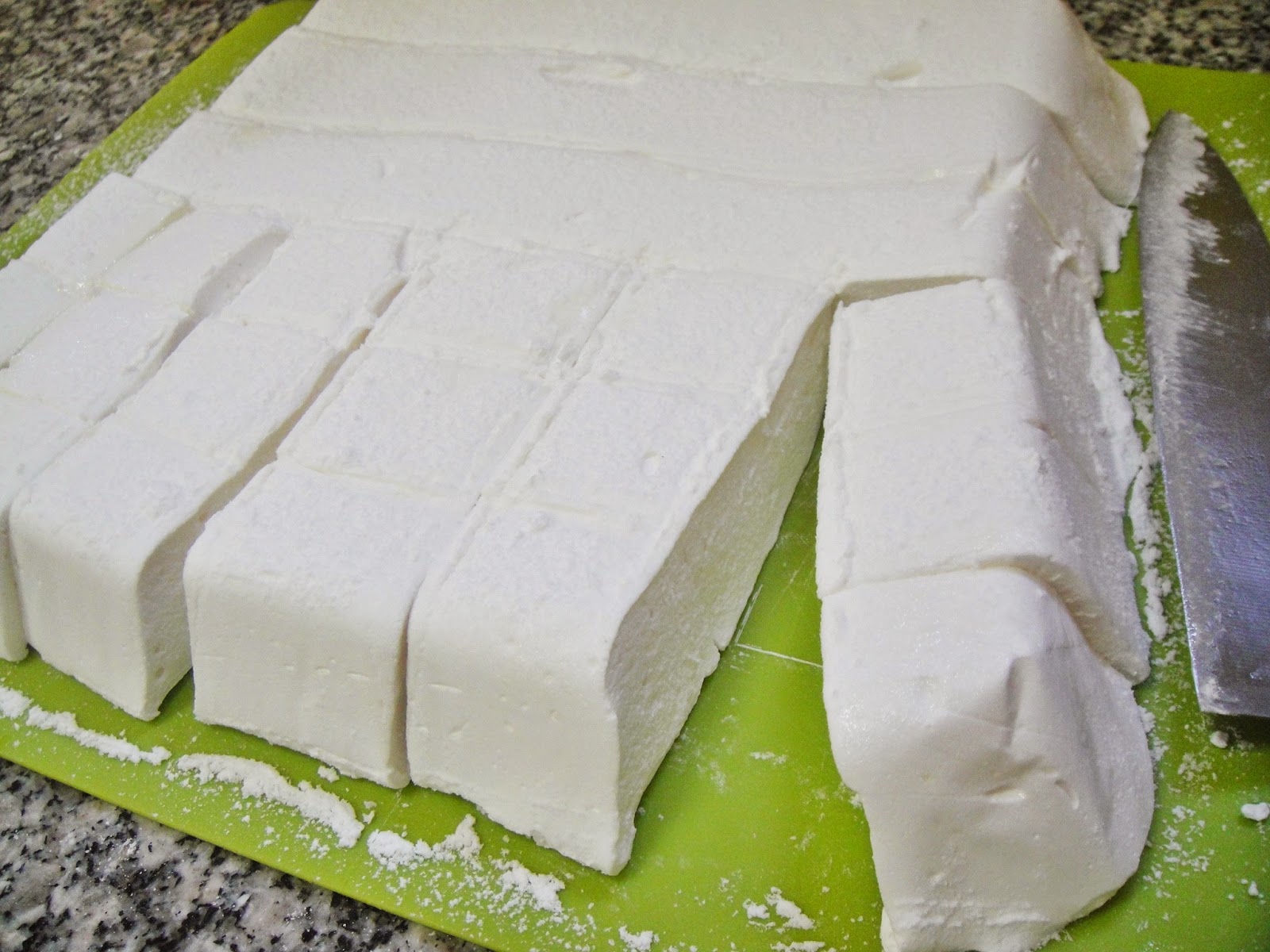 Maryam's Culinary Wonders 800. HomeMade Marshmallow (No Thermometer!)