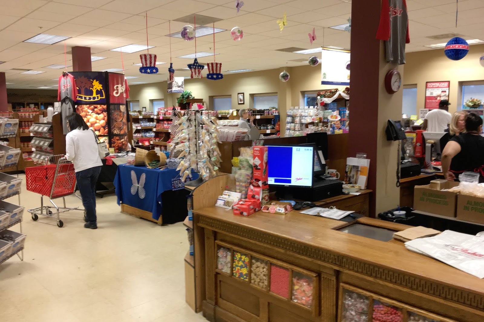 Fisher Nuts Store Elgin, IL