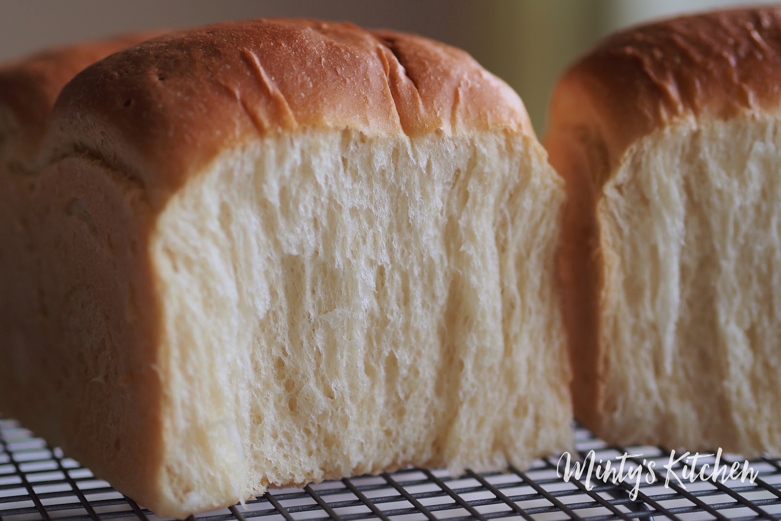 Minty's Kitchen Proofing Soft Bread (Killer Toast)