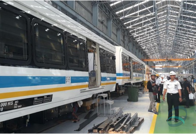PT Industri Kereta Api (INKA) Targetkan Produksi 4 Kerera Api per Hari PT Industri Kereta Api (INKA) Targetkan Produksi 4 Kerera Api per Hari