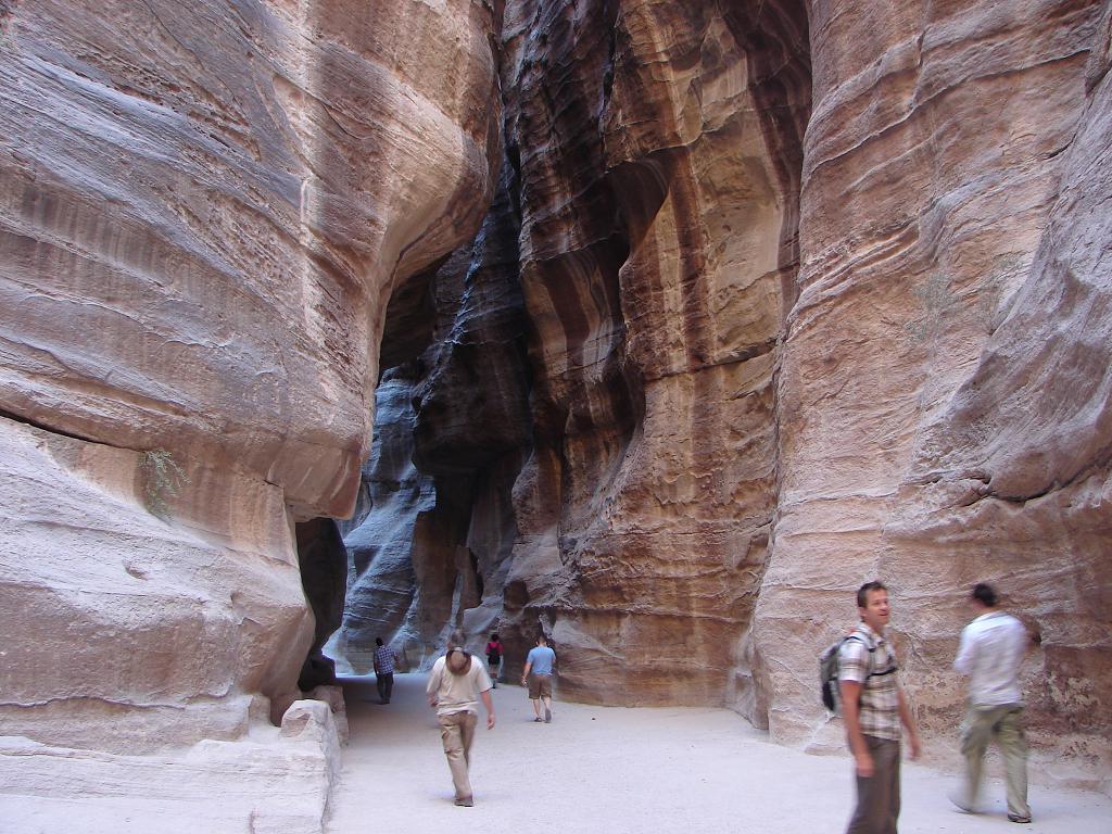 Entrada para a cidade histórica de Petra, na Jordânia (é, aquela mesma do filme Indiana Jones e a Última Cruzada)