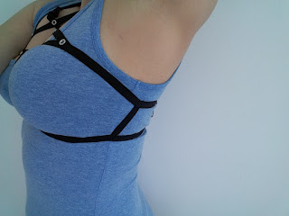 TrashCat Cage Bra review Oh Glow Blog TraschCat pentagram Cage Bra lingerie review