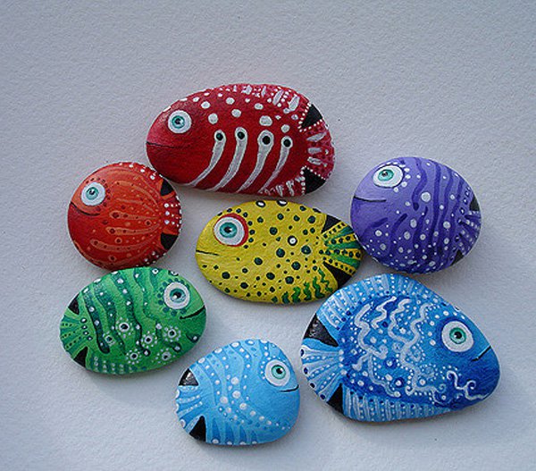 35 DIY Ideas of Painted Rocks Do it yourself ideas and projects