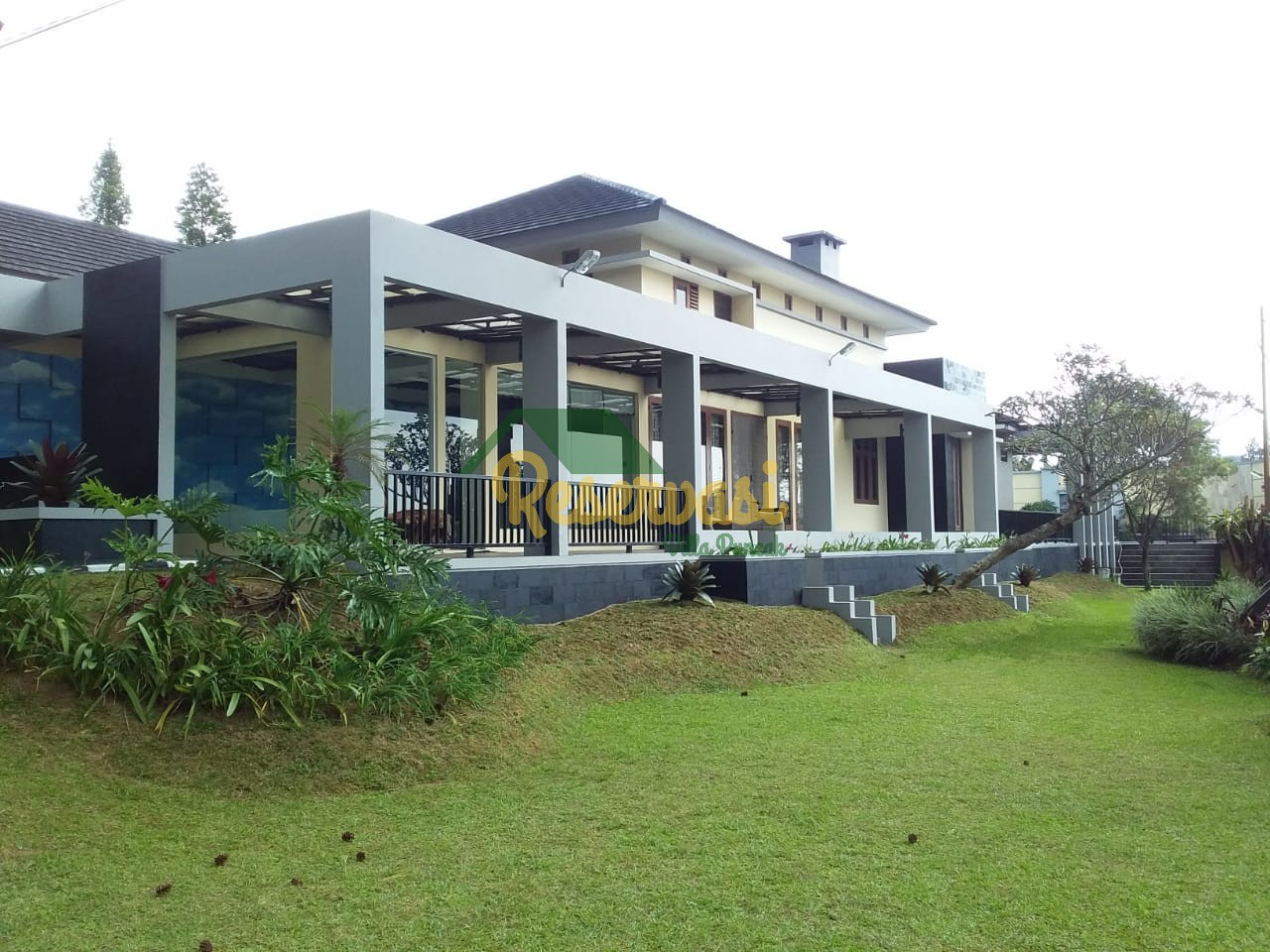 Villa Raja 1 Puncak Reservasi Villa Puncak