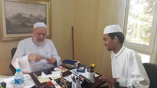Selama Puluhan Tahun, Imam Palestina Baru Lihat Bukti Hadits Ini di Indonesia