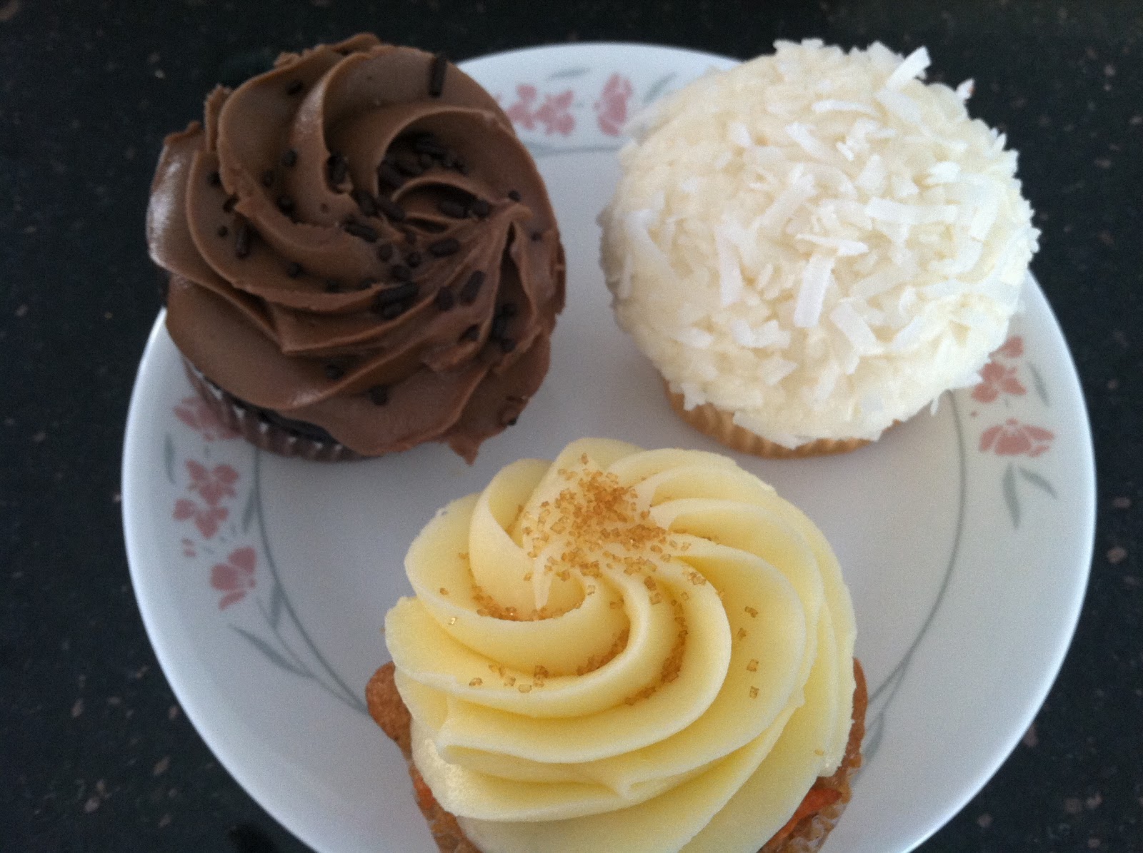 For the Love of Dessert Juliette's Bakery Cupcakes Review