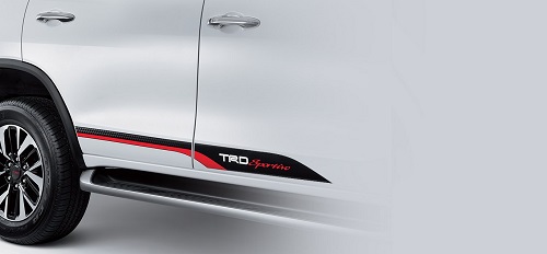 Inilah 7 Eksterior Baru All New Fortuner VRZ TRD Sportivo New TRD Sportivo Sticker