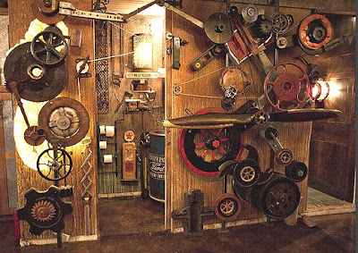 Steampunk decorating ideas - Victorian punk rock style creates the steampunk theme - steam punk Industrial style decorating ideas  - steampunk gears decor - Steampunk clothes - Steampunk Costumes - Steampunk home decor