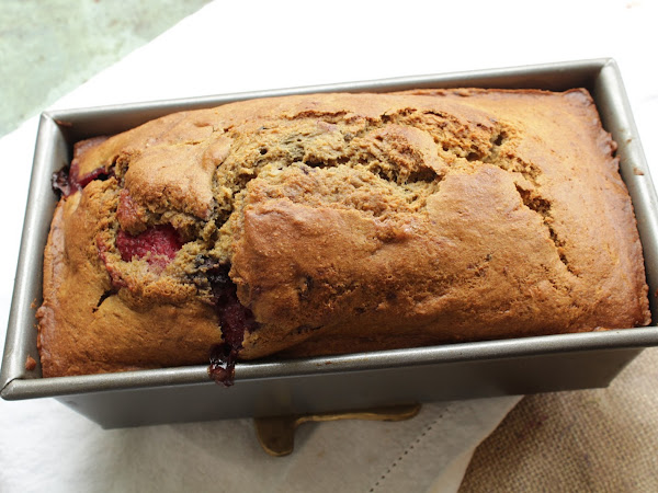 A return to carbs for breakfast's sake (Homemade healthy whole wheat berry breakfast bread)