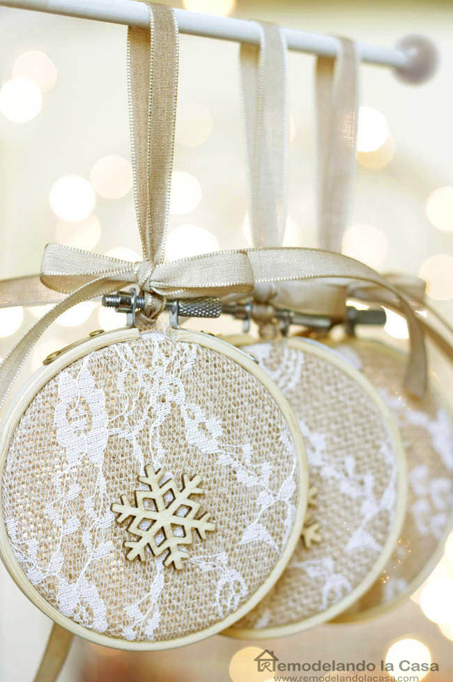 Embroidery Hoop Christmas Ornaments | Stunning Homemade Christmas Ornaments You Can DIY On A Budget | unique handmade christmas ornaments