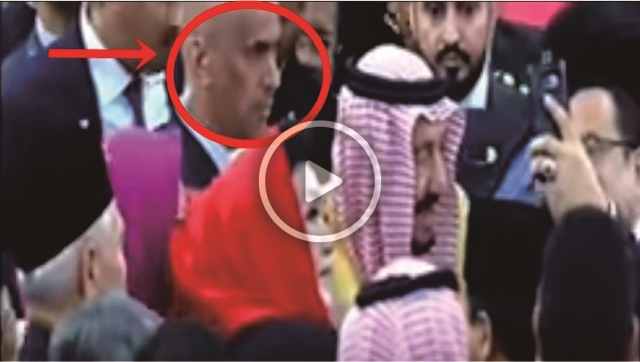 VIDEO: Beginilah Momen Saat Bodyguard Raja Salman Terjepit Diantara Para Wanita Yang Selfie