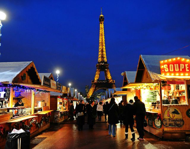 Mercatini di Natale a Parigi - Tour Eiffel - Poracci In Viaggio mercatini-di-natale-a-parigi-tour-eiffel-poracci-in-viaggio