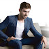 Zac Efron kembali ke naskhah muzikal