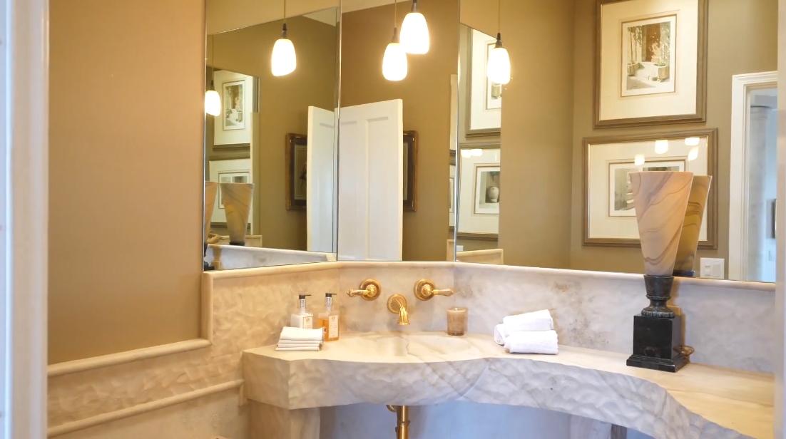 31 Photos vs. 25 Preston Road Woodside, CA Luxury Mansion Interior Design Tour