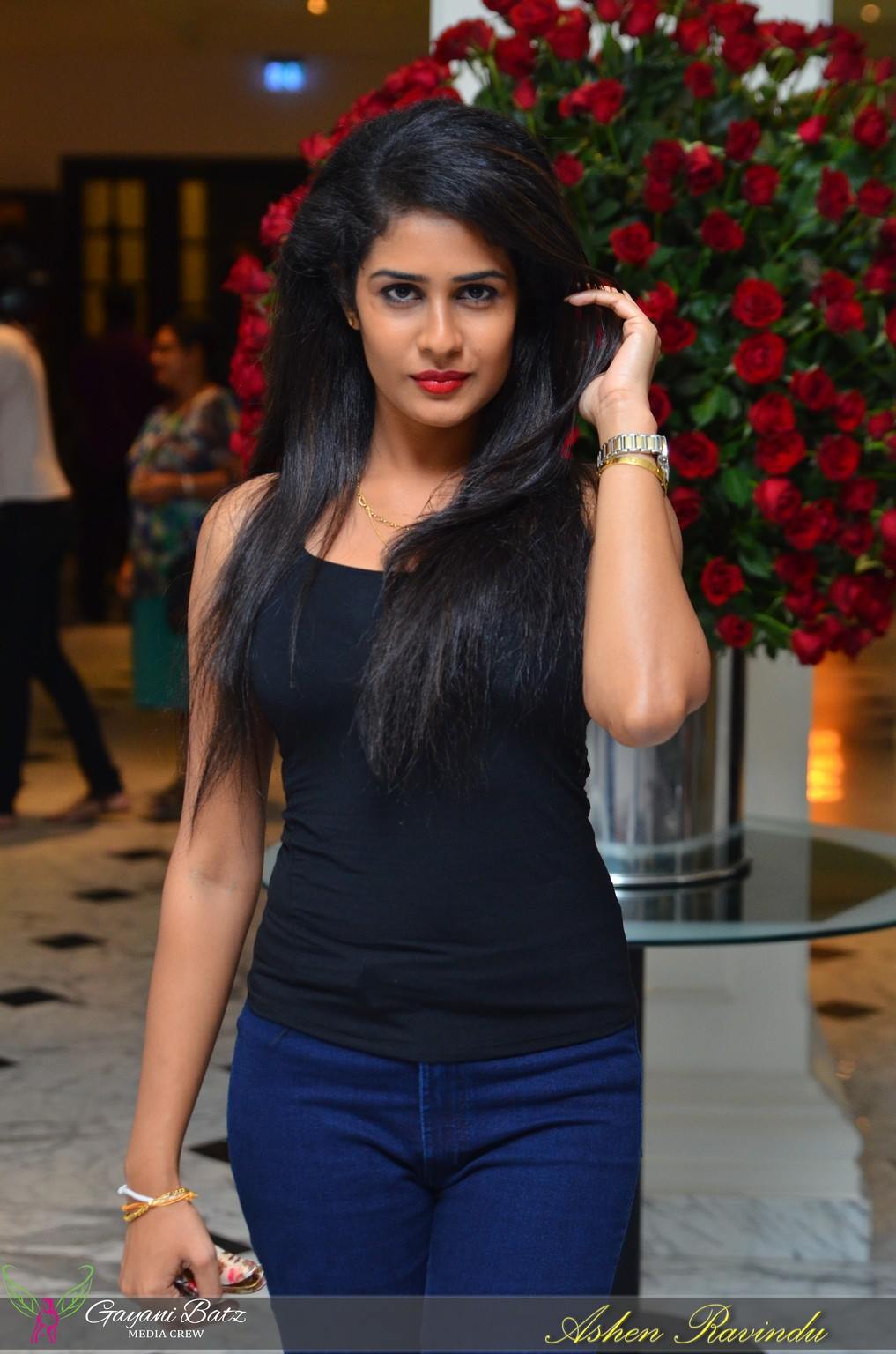 sri-lankan-hot-sexy-model-Maheshi-Madushanka-lanka-gossip-09.jpg