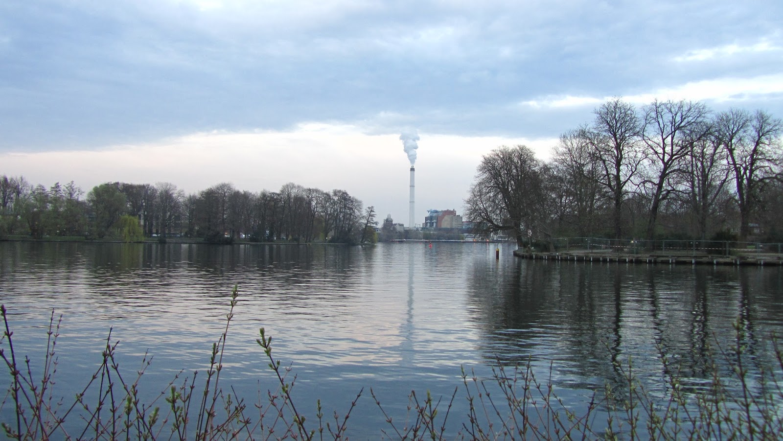 Berlin Gezilecek Yerler Insel der Jugend