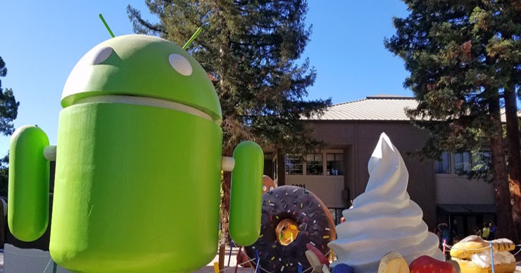 Android Lawn Statues at Google HQ Travel Quest US Road