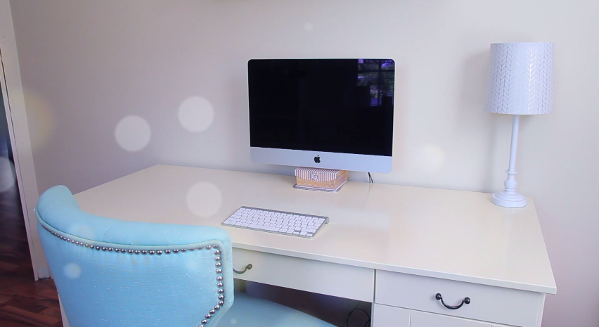 مكتبك لونه أبيض خرافى ديكور وأكسسورات المكتب الابيض ♥