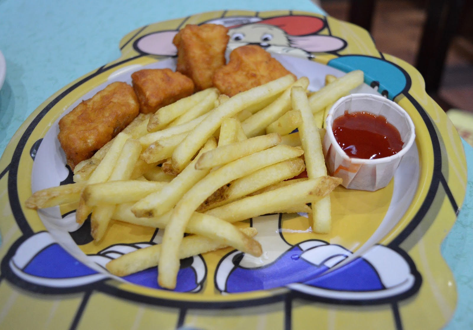 Family bowling that makes you feel like a VIP AMF Bowling
