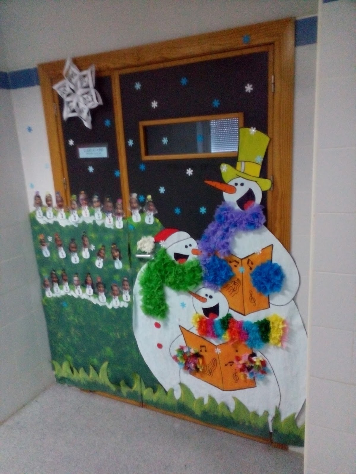 Puertas Decoradas Navidad Material Reciclable Puertas Decoradas Navidad Material Reciclable