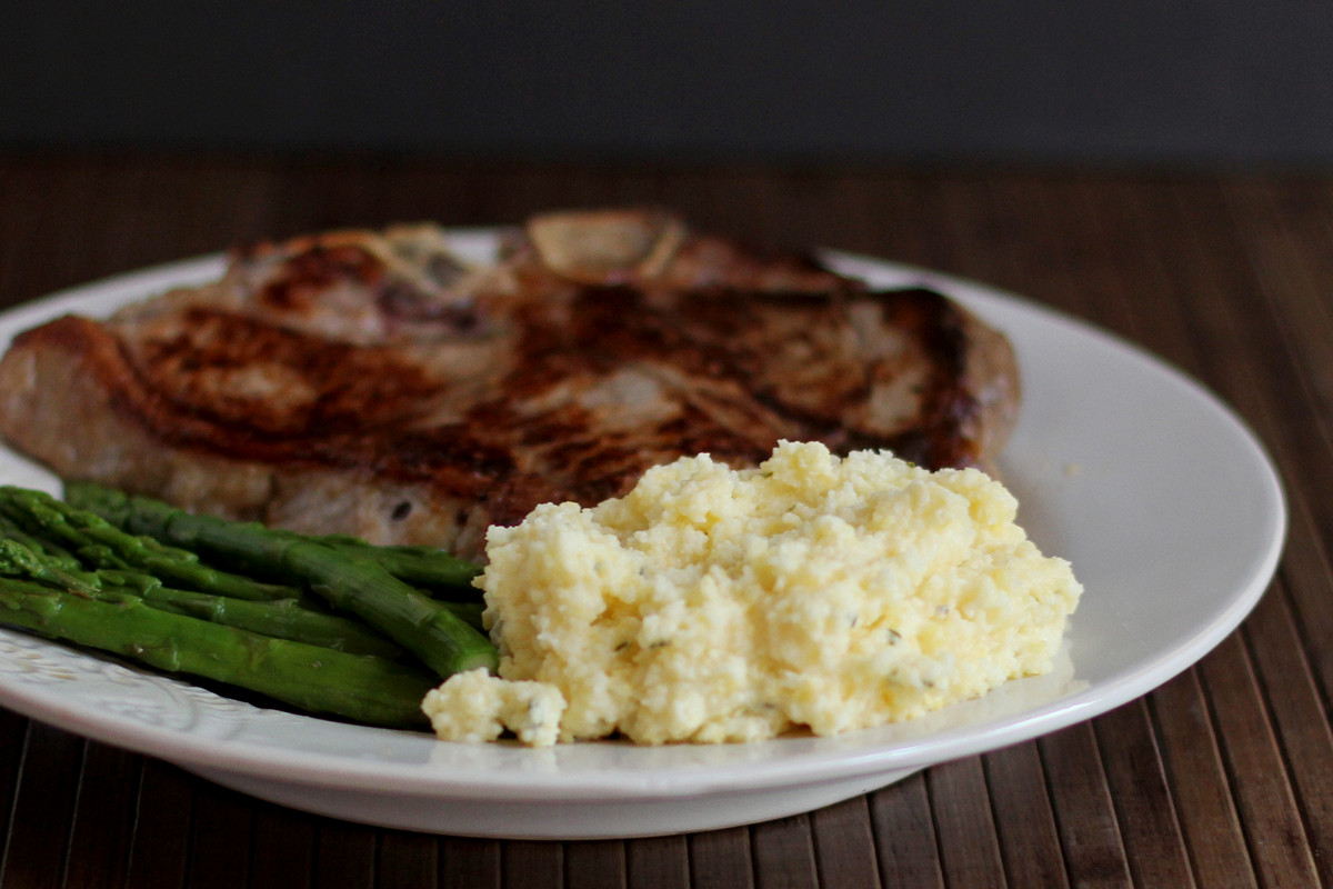 Cookistry Creamy Goat Cheese and Chive Grits
