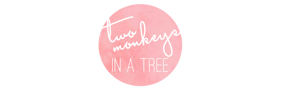 two monkeys in a tree